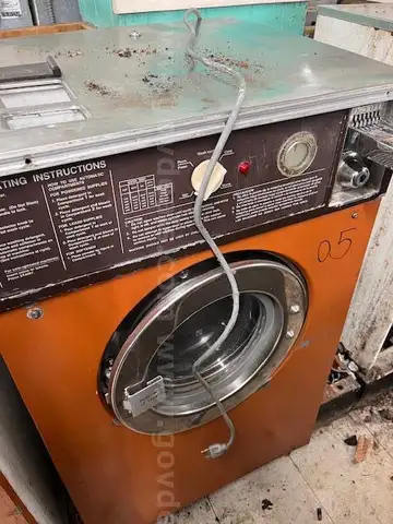 Lot 17 - Used Laundry Equipment