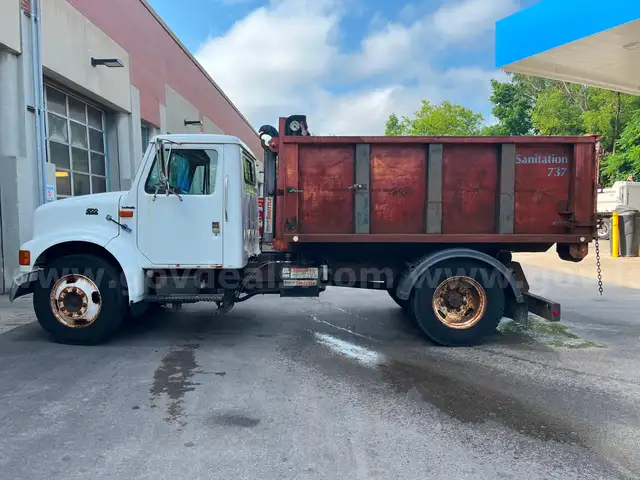 2000 International 4700