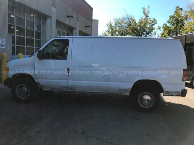 2006 Ford Econoline | AllSurplus