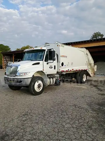 2018 International DuraStar 4300