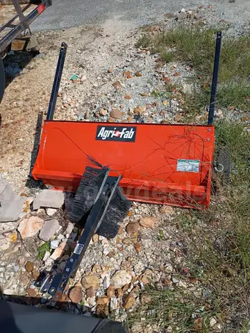 AgriFab 42&#x22; Sweeper