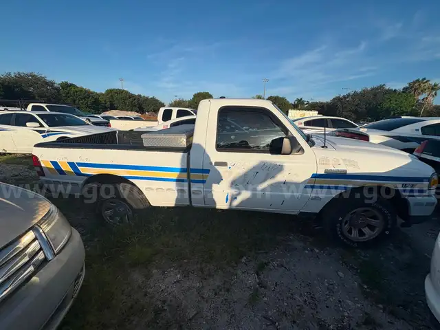 2011 White Ford Ranger