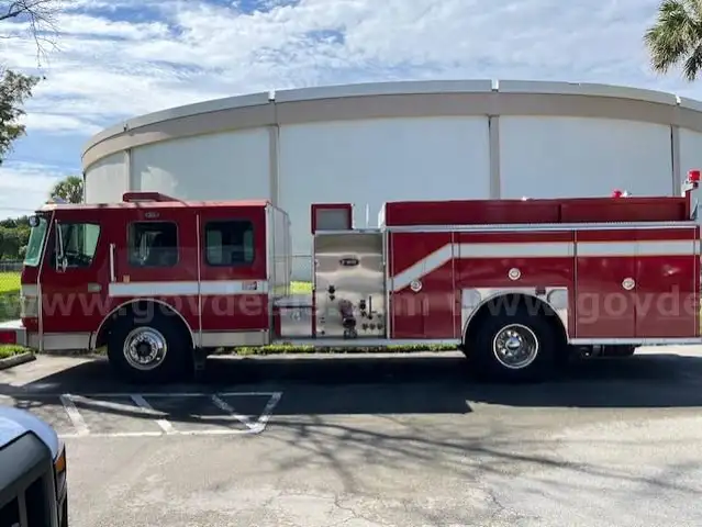 1991 E-One Hush XL Fire Truck