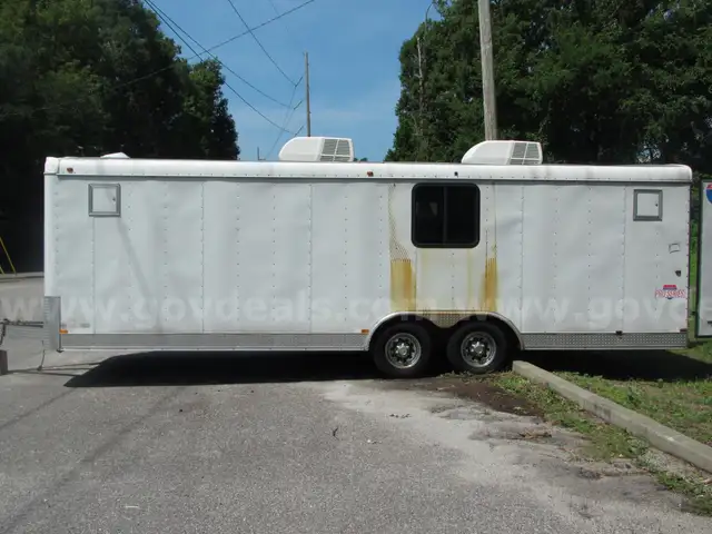 2015 Interstate West Corp Enclosed Tailer