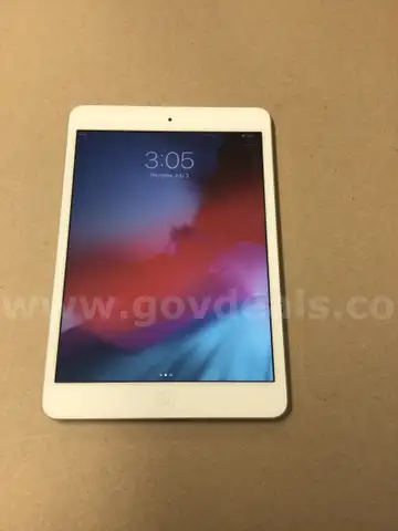 Lot of (7) Apple iPad Mini (1st Gen) - 16GB &#x26; Lot of (3) Apple iPad Mini 2 - 16GB