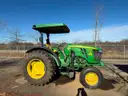 2016 John Deere 5075E Tractor