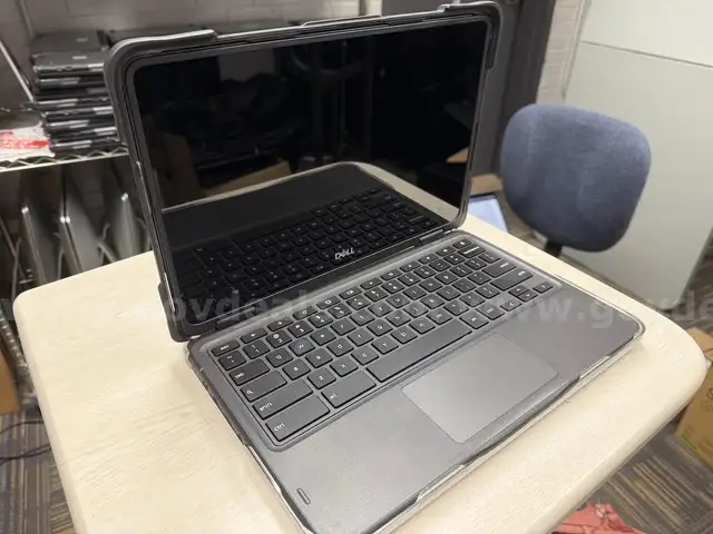 Lot of 50 Dell 3100 2-in-1 Chromebooks