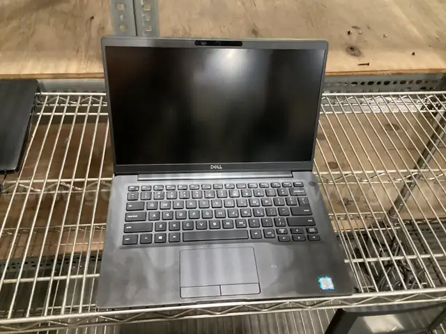 Dell Latitude 7400 Laptop
