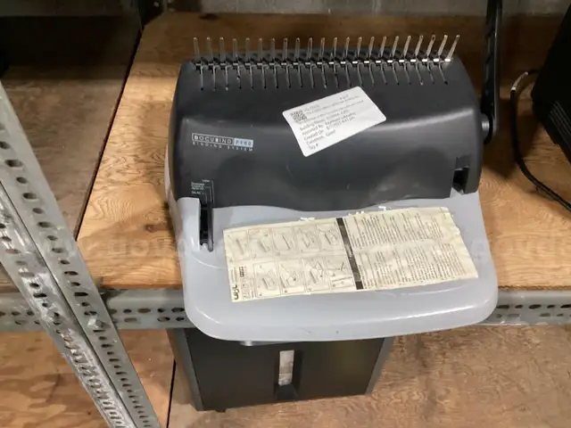 Docubind P100 Binding Machine