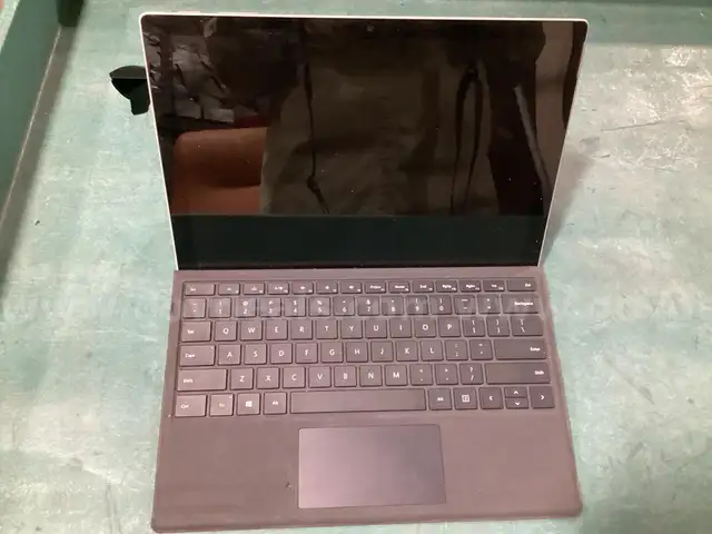 Surface Pro (5th Gen)
