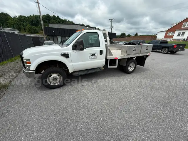 2008 Ford F-350 SD XL DRW 4WD