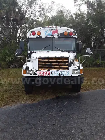 2004 International 3800