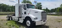 2011 Kenworth T800 Semi Truck