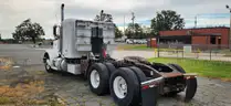 2004 Peterbilt 378 Semi Truck