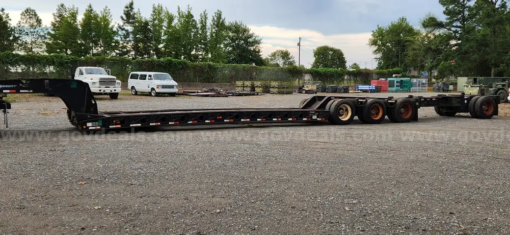 2002 Kalyn Siebert Goose Neck LowBoy Trailer