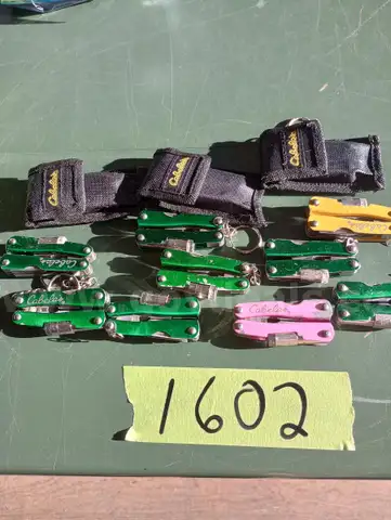 Cabela's multitool small