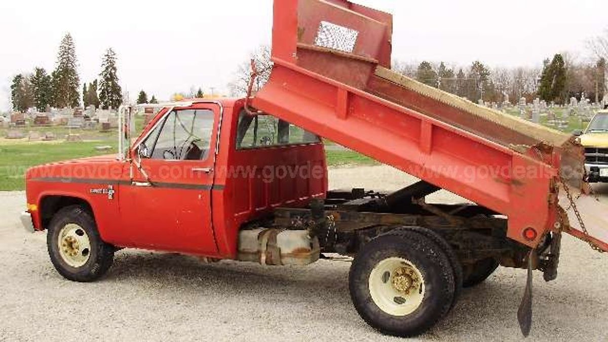 1988 Chevrolet Custom Deluxe 30 Dump Truck | GovDeals