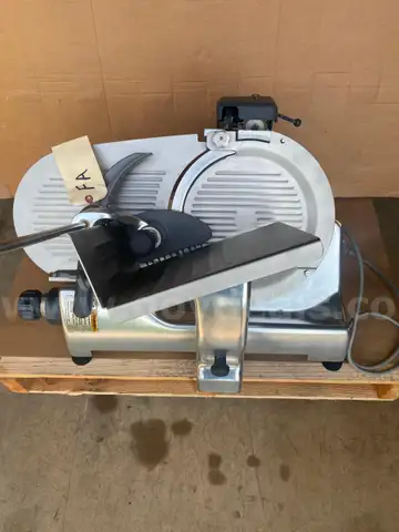 Commercial Hobart Food Slicer Model 2612