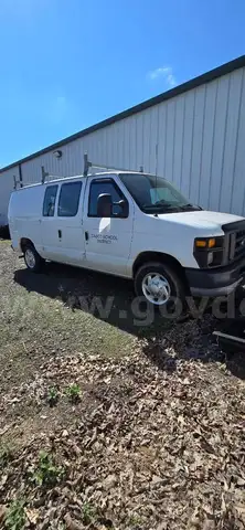 2010 Ford Econoline Cargo Van