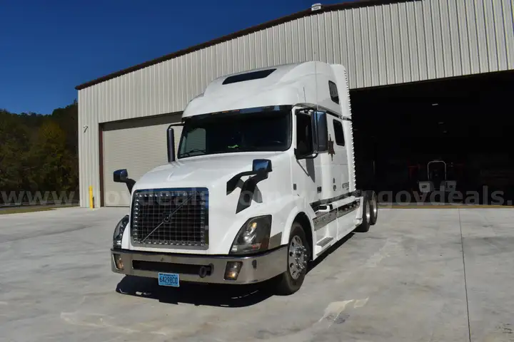 2012 Volvo VNL