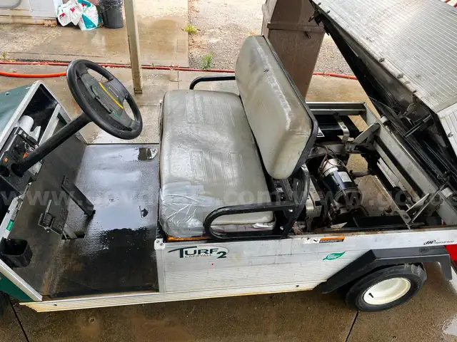 Club Car CarryAll Turf 2 Light Duty Truckster