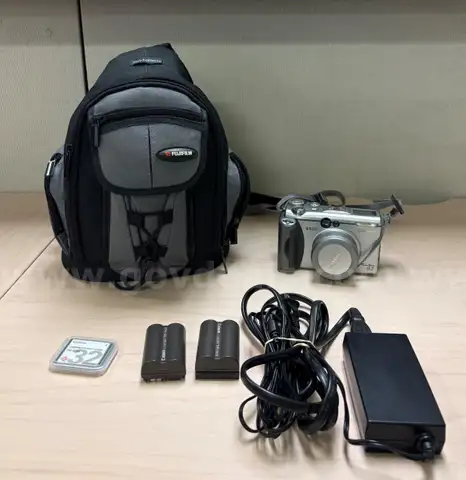 Canon PowerShot G3 4.0MP Digital Camera