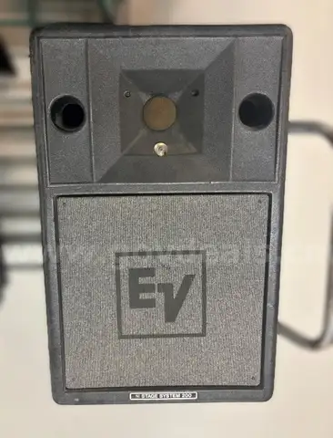 P.A. Speakers Electro-Voice S200 (3 UNITS)