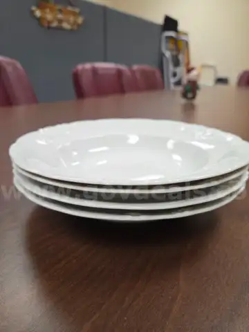 Lot of VINTAGE Savior Vivre Salzburg S1000 Fine China - 8.75&#x22; Bowls (some may have minor small chips/cracks)