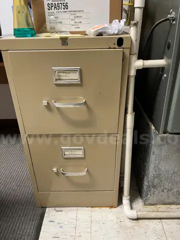 2-Drawer Tan Filing Cabinet (NOTE - PICKUP AT CARMI, IL CAMPUS)