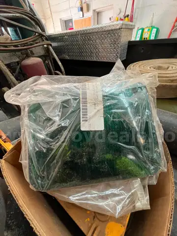 Red, green and yellow lenses. Sun shades, and replacement lights