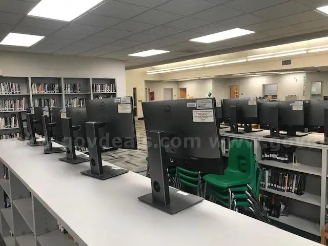 19 Dell Optiplex 7470 AIO Series Desktops