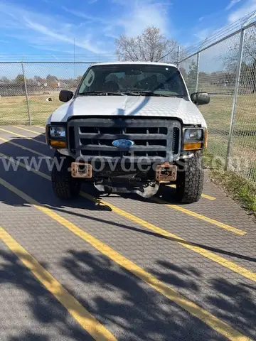 06 FORD F-250:3/4-TON: 4WD