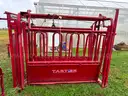Tarter Cattle Master Series 3 Standard Squeeze Chute w/Auto Headgate