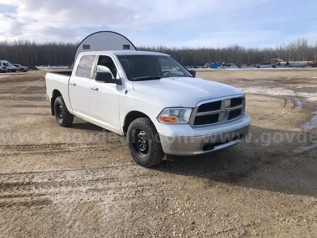 2011 RAM 1500 SLT 4WD Crew Cab Pickup Truck - 5.7L V8 OHV 16V Engine