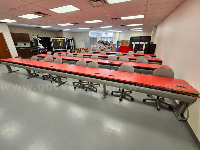 Computer Classroom Desks & Cabinet