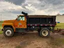 1993 Ford F800F