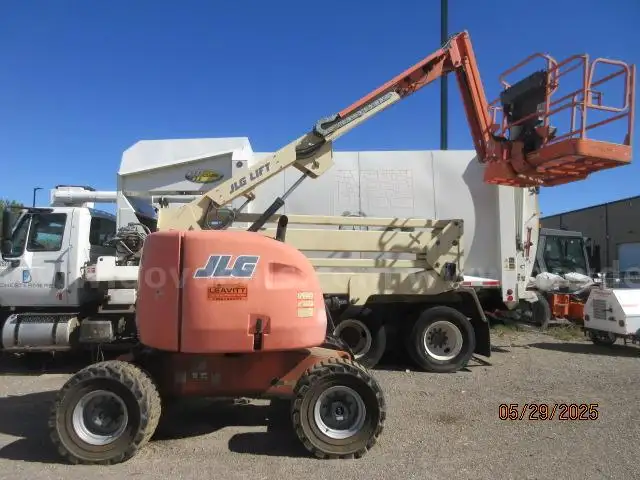 2006 JLG Manlift - Model 450AJ Series 2