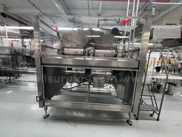 Packaging Distributors INC Case Packer