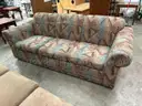 vintage style couch with pullout bed