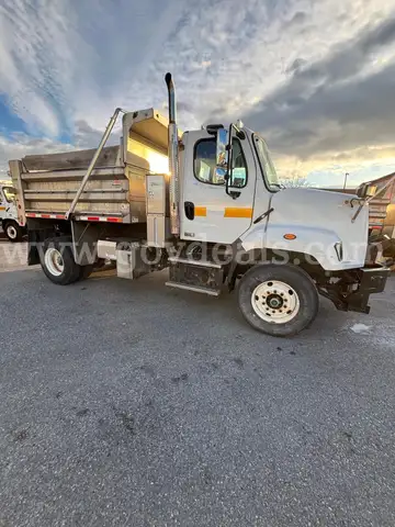 2017 Freightliner 108SD 10 Ton Dump Truck