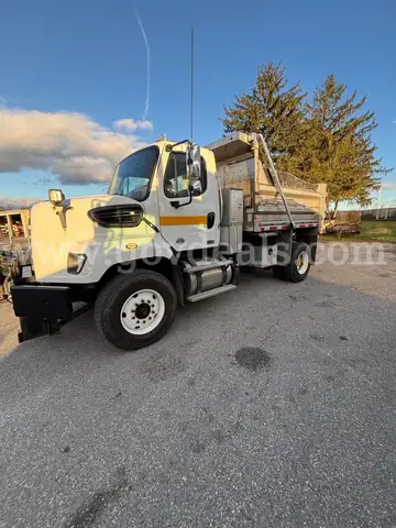 2017 Freightliner 108SD 10 Ton Dump Truck