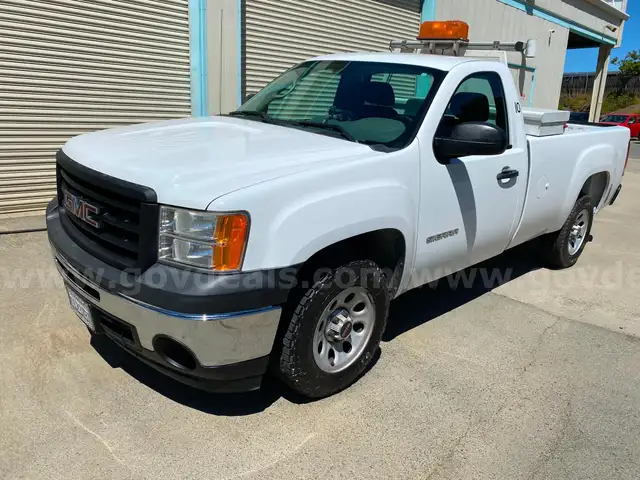 2013 GMC Sierra 1500 Work Truck Long Box 2WD