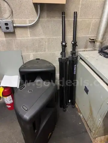 Speakers with Tripod