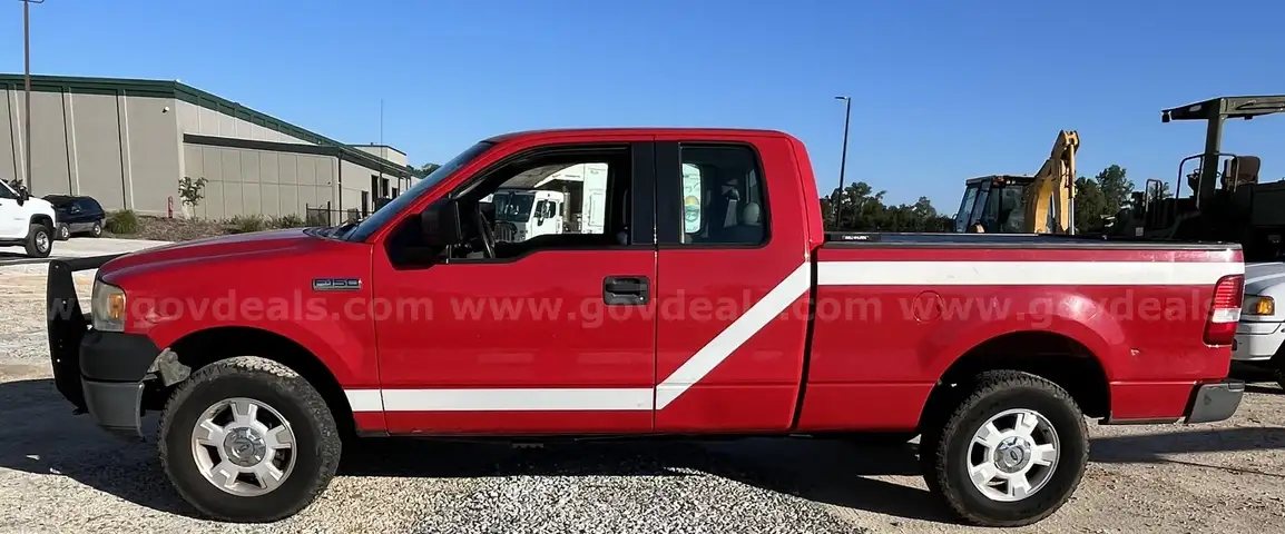 2005 Ford F-150 XL SuperCab 4WD