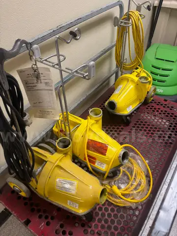 LOT of 3x NSS M-1 &#x22;Pig&#x22; Portable Canister Commercial Vacuum Sweeper Vacuums (Yellow M1)