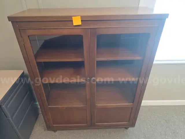 1970&#x27;s 2 Door Cabinet Lot 9