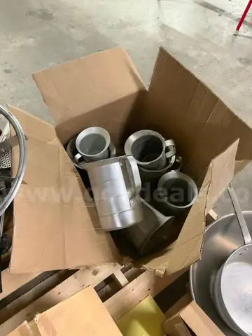 Miscellaneous pallet of cafeteria equipment