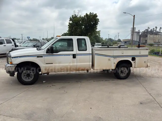 2002 Ford F-350 SD XL SuperCab Long Bed 4WD NO RESERVE!!!!!!!!