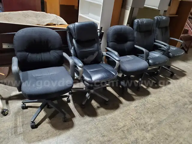 Rolling Chairs