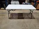 Plastic / Metal / Wood Tables